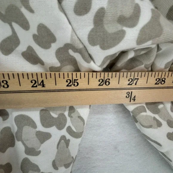 Green Bay Packers Leopard Hoodie Gray Cheetah NFL Graphic Pullover Women's XXL - Picture 9 of 11